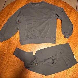 Aerie Sweatshirt & Hip Hugger Leggings Set, size Small, NWT